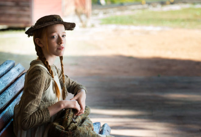 Amybeth McNulty plays main character, Anne Shirley, in the Anne with an "E" TV series on Netflix.
