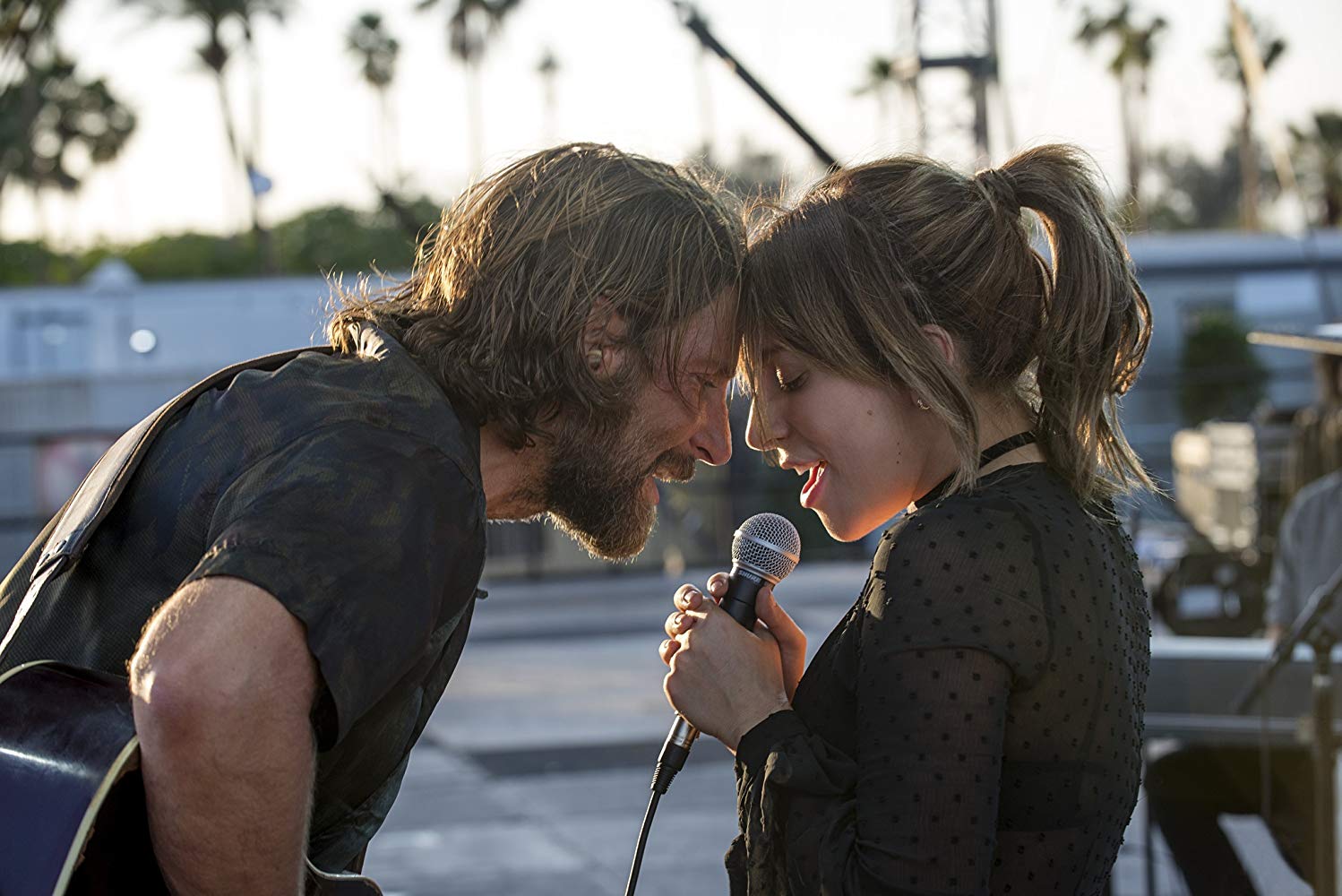 Bradley Cooper and Lady Gaga in A Star is Born