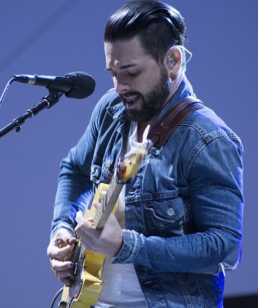 Chris Carrabba - Singer and Guitarist of Dashboard Confessional