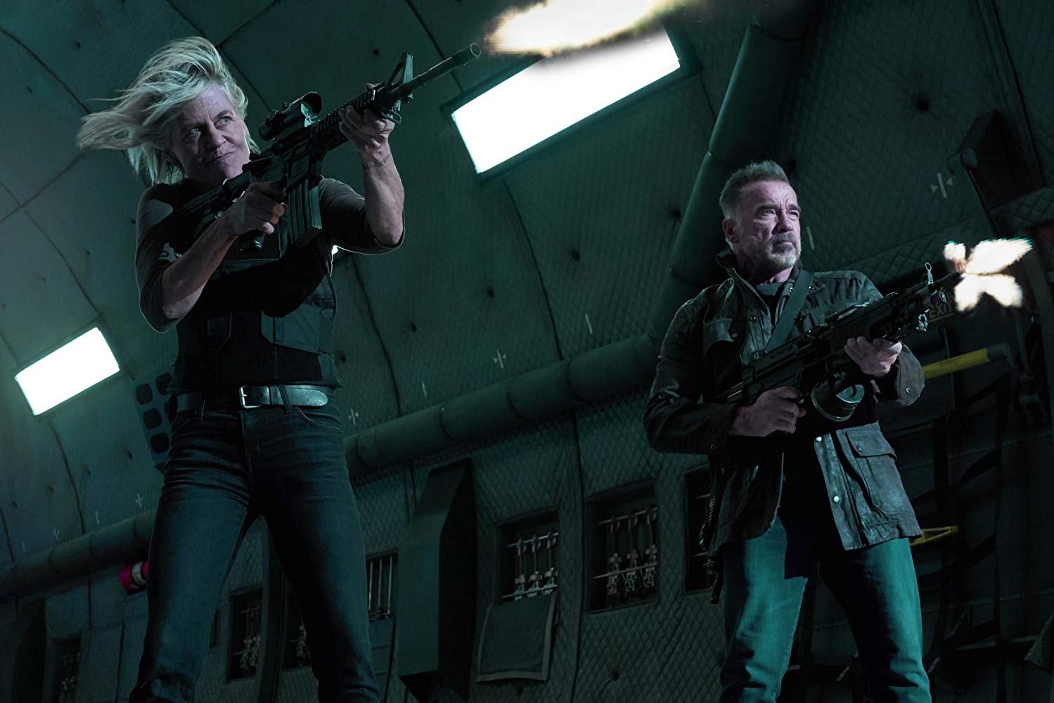 Sarah and T800 in Terminator Dark Fate